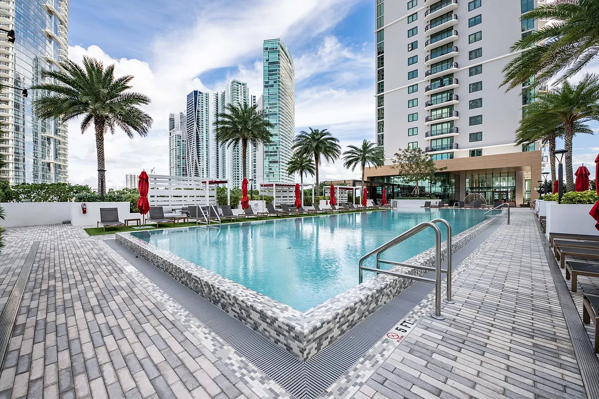 Building Photo - Bezel Miami