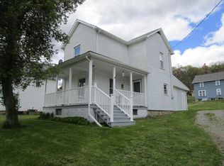 1102 Mercer Rd, Franklin, PA 16323