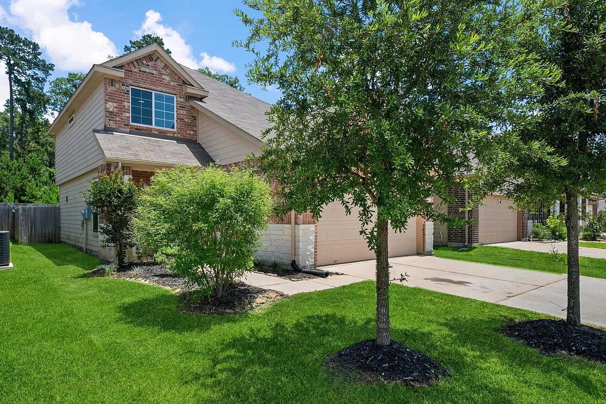 Building Photo - 4266 McGregor Bluff Ln