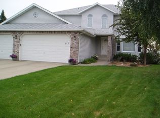 213 Toronto Loop, Bismarck, ND 58503