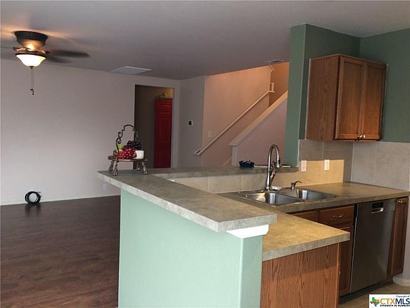 Roomy kitchen with recently upgraded appliances