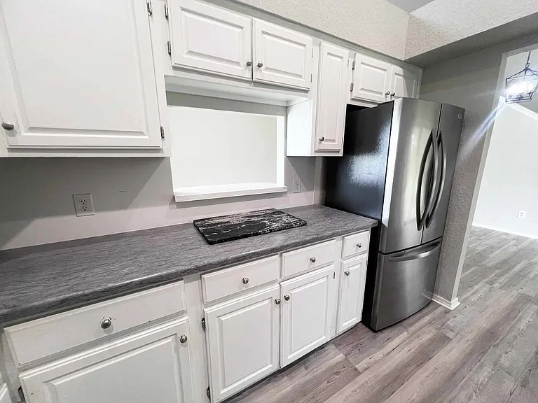 1717 Pinnacle Ln — Photo 6