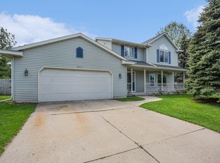 2973 Valley Ave NW, Grand Rapids, MI 49544