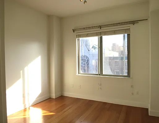 Rented by Brooklyn Heights Real Estate Inc | media 18