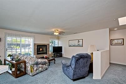 3rd image of 1721 Eldred Ln