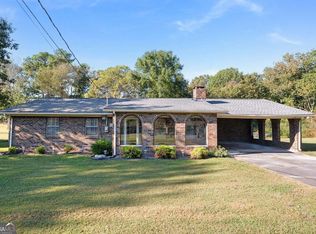 249 Davis Dr, Calhoun, GA 30701