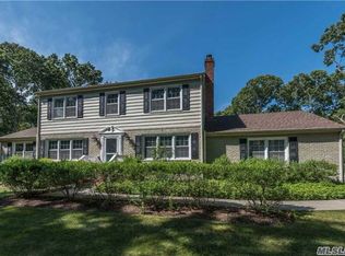 61 W Meadow Rd, Setauket, NY 11733