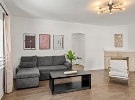 1032 Michigan Ave