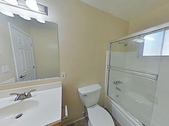 5th image of 858 Coleman Ave #862A
