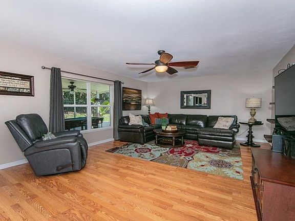 5th image of 53 Zachary Wade St