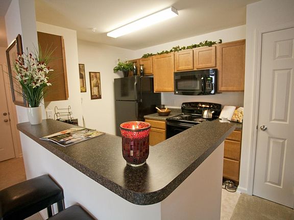 Fully equipped and updated kitchen