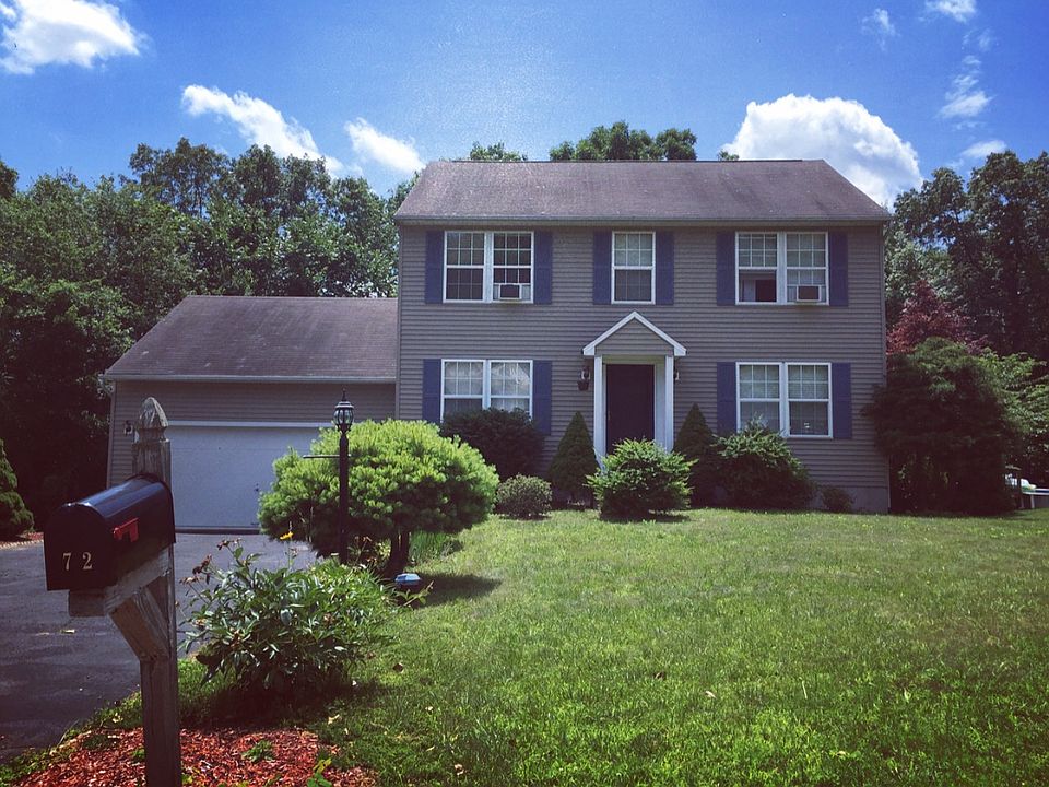2nd image of 72 Nicole Dr
