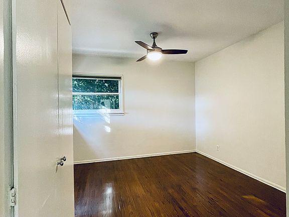 5th image of 1359 S Burnside Ave #1361