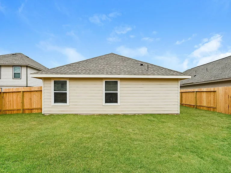 303 Fallow Deer Dr — Photo 5