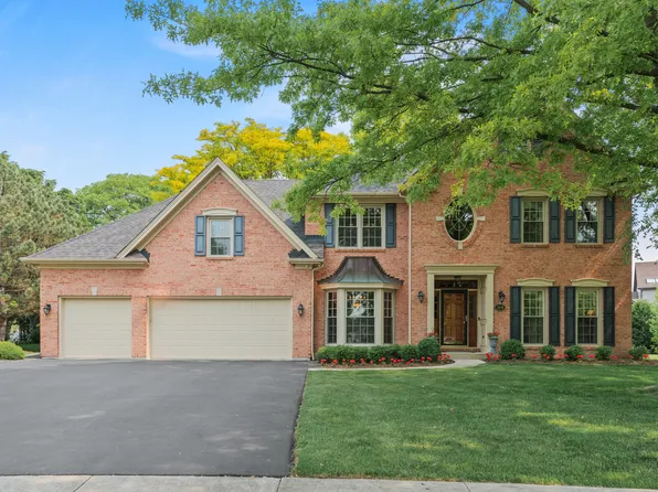 1514 Triple Crown Ct, St Charles, IL 60174