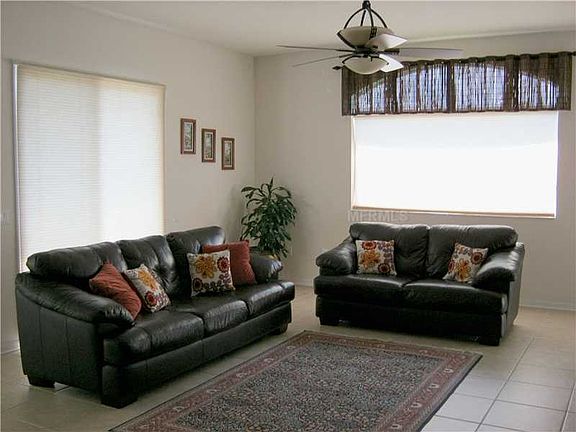 5th image of 1753 Beaconsfield Dr