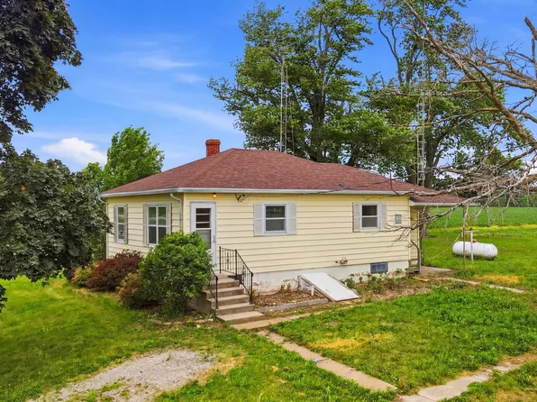 2753 260th St, New London, IA 52645