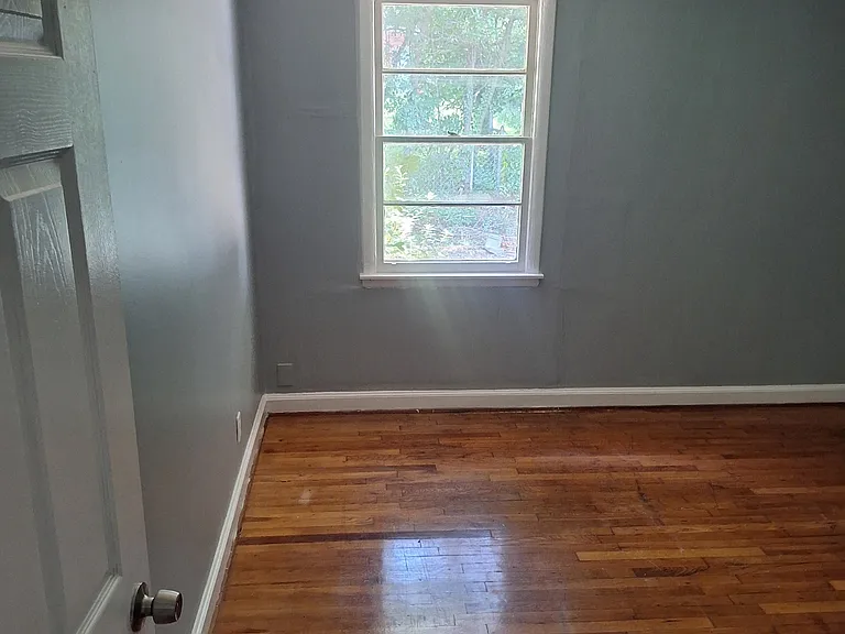 3008 Cabot St — Photo 7