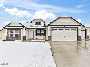 6116 Coolidge Rd, Yakima, WA 98903