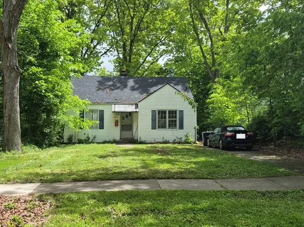 1207 Birk Ave, Ann Arbor, MI 48103