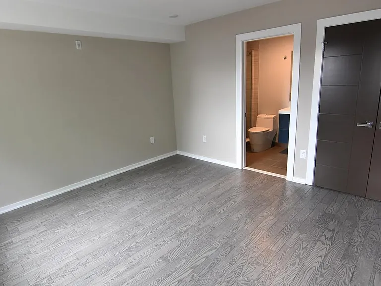 958 Shackamaxon St #1 — Photo 13