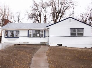 909 Alexander Cir, Pueblo, CO 81001