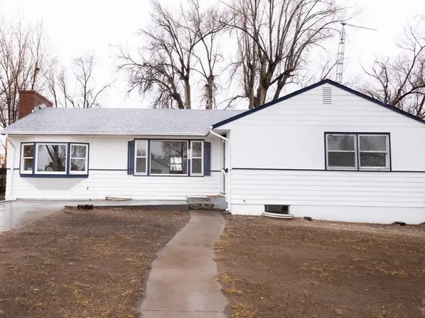 909 Alexander Cir, Pueblo, CO 81001
