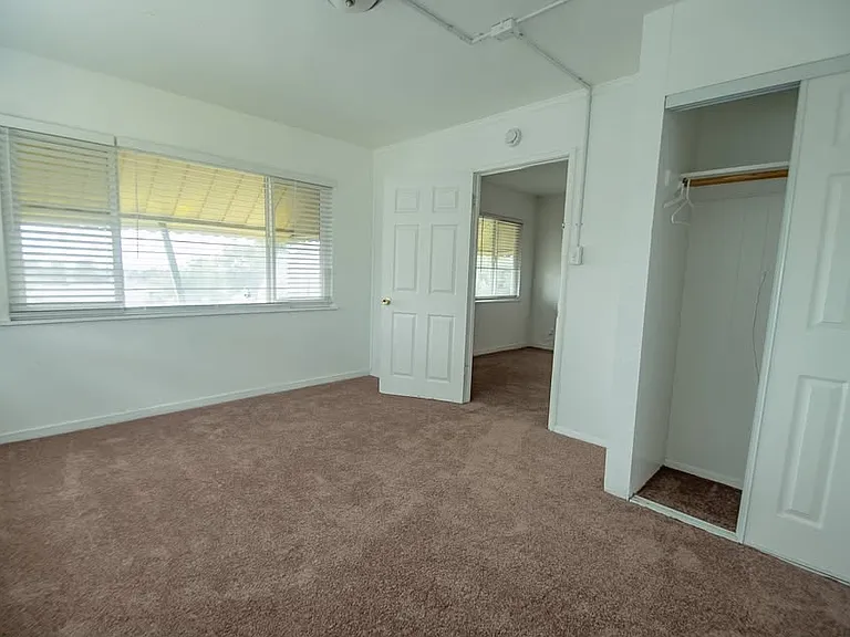 7966 Macarthur Blvd #B — Photo 7