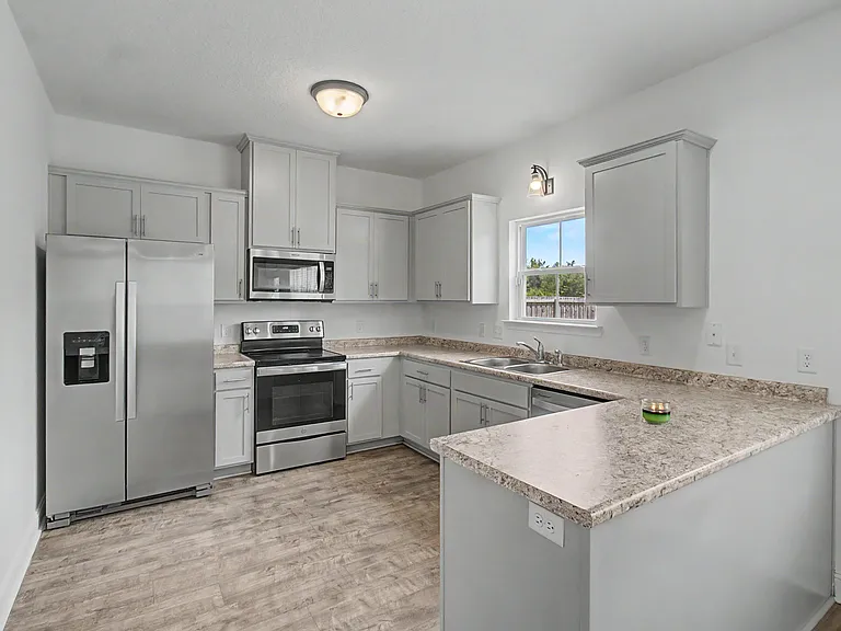 40 Rimes Ave SE — Photo 11