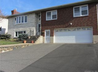176 Judith Ln, Waterbury, CT 06704