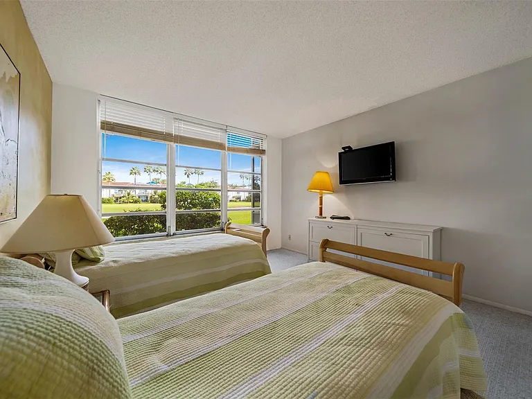 801 Cypress Blvd #107C — Photo 21