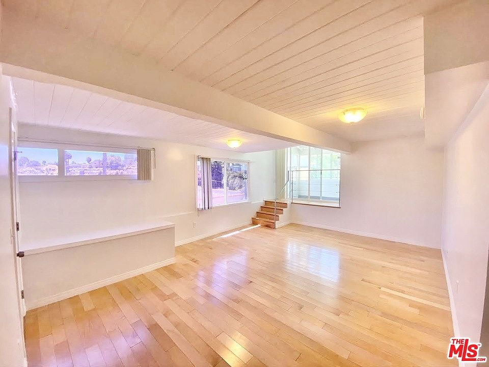 1st image of 485 S Roxbury Dr #485