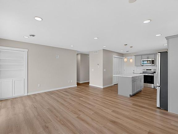 3rd image of 1348 4th St NW