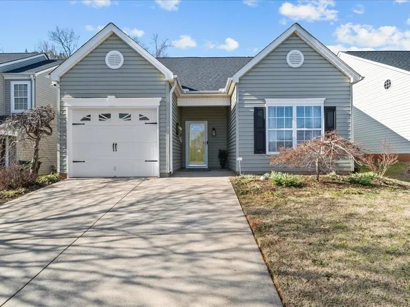 408 Bridgewood Ct, Boiling Springs, SC 29316