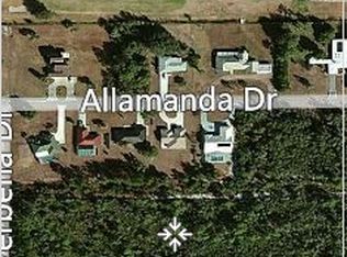 18 Gaillardia Dr, Indian Lake Estates, FL 33855