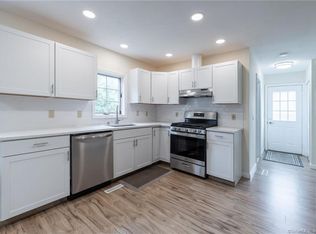 194 Academy Rd, Cheshire, CT 06410