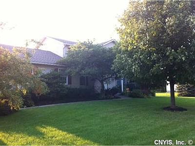 1st image of 204 Satinwood Dr