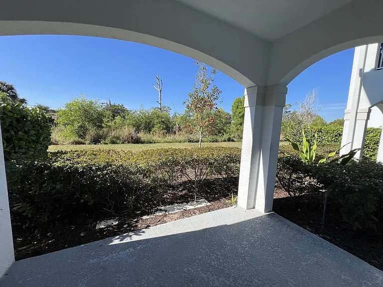 The Crest at Naples — Photo 44