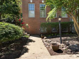 6723 Royal Thomas Way, Alexandria, VA 22315