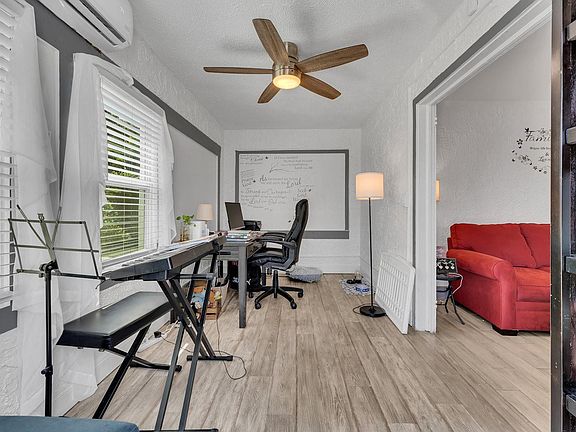 4th image of 4101 Garden Avenue
