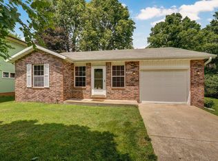 2749 E Cragmont St, Springfield, MO 65804