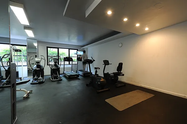 Rented by BLDG | media 8