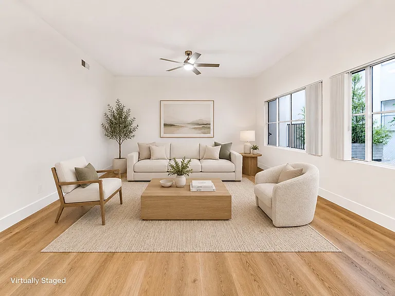 134 S Elm Dr #104 — Photo 2