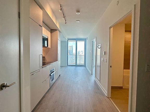 2nd image of 1 Fairview Rd E #1705