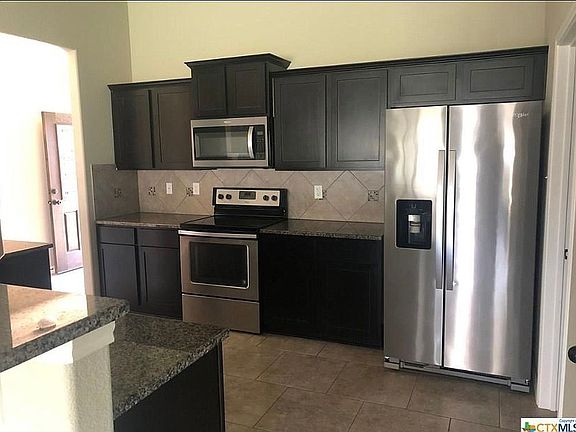 3rd image of 920 Karey Dr