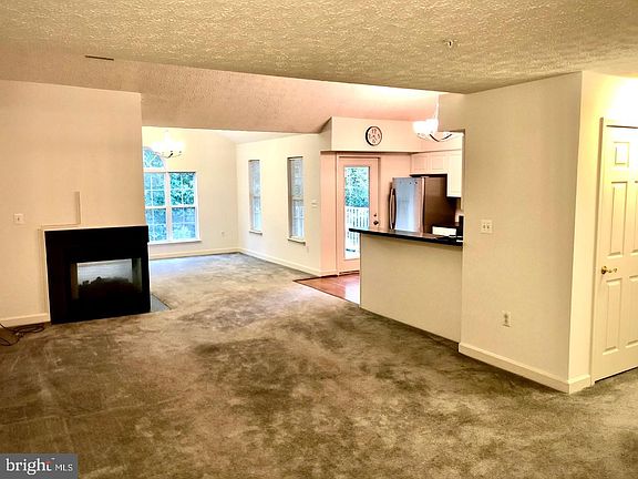 2nd image of 625 Admiral Dr Unit 407