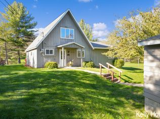 8320 W Jay Dr, Mears, MI 49436