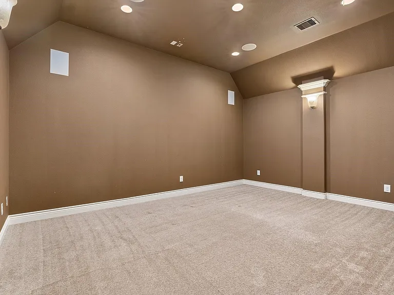 138 Meadow Run Dr — Photo 35