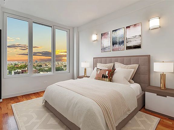 3rd image of 11 Somers St #3