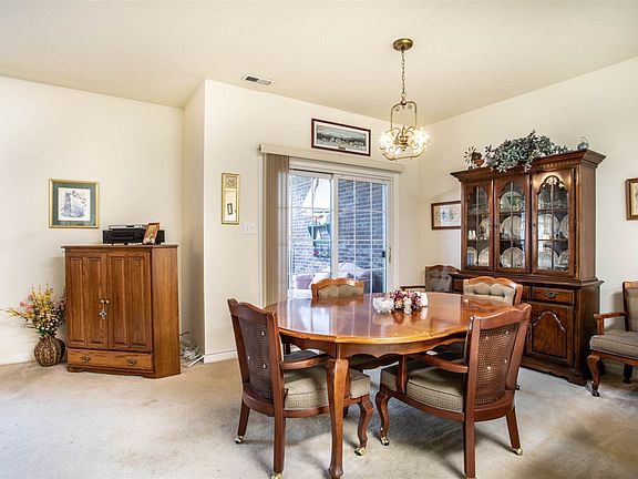 5th image of 5000 E Fairway Dr #1